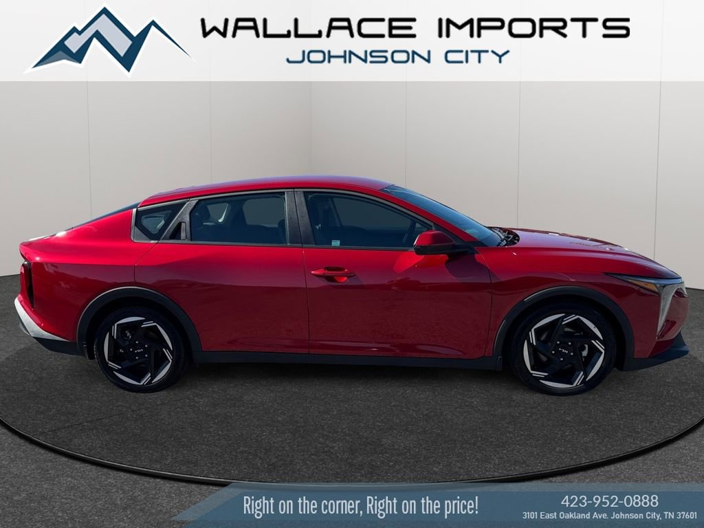 Used 2025 Kia K4 EX image 6