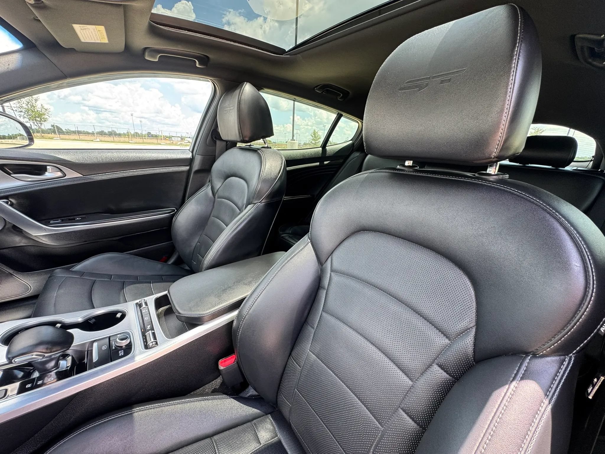 Used 2023 Kia Stinger GT2 RWD image 24