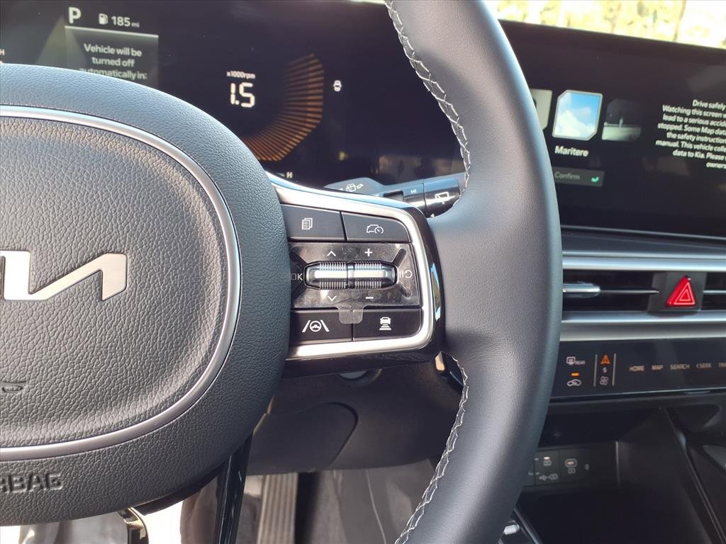 Used 2025 Kia Sorento EX w/ Panoramic Sunroof Package image 17
