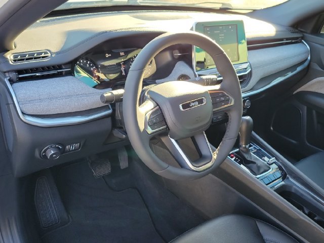 Used 2026 Jeep Compass Latitude AWD/4WD image 20