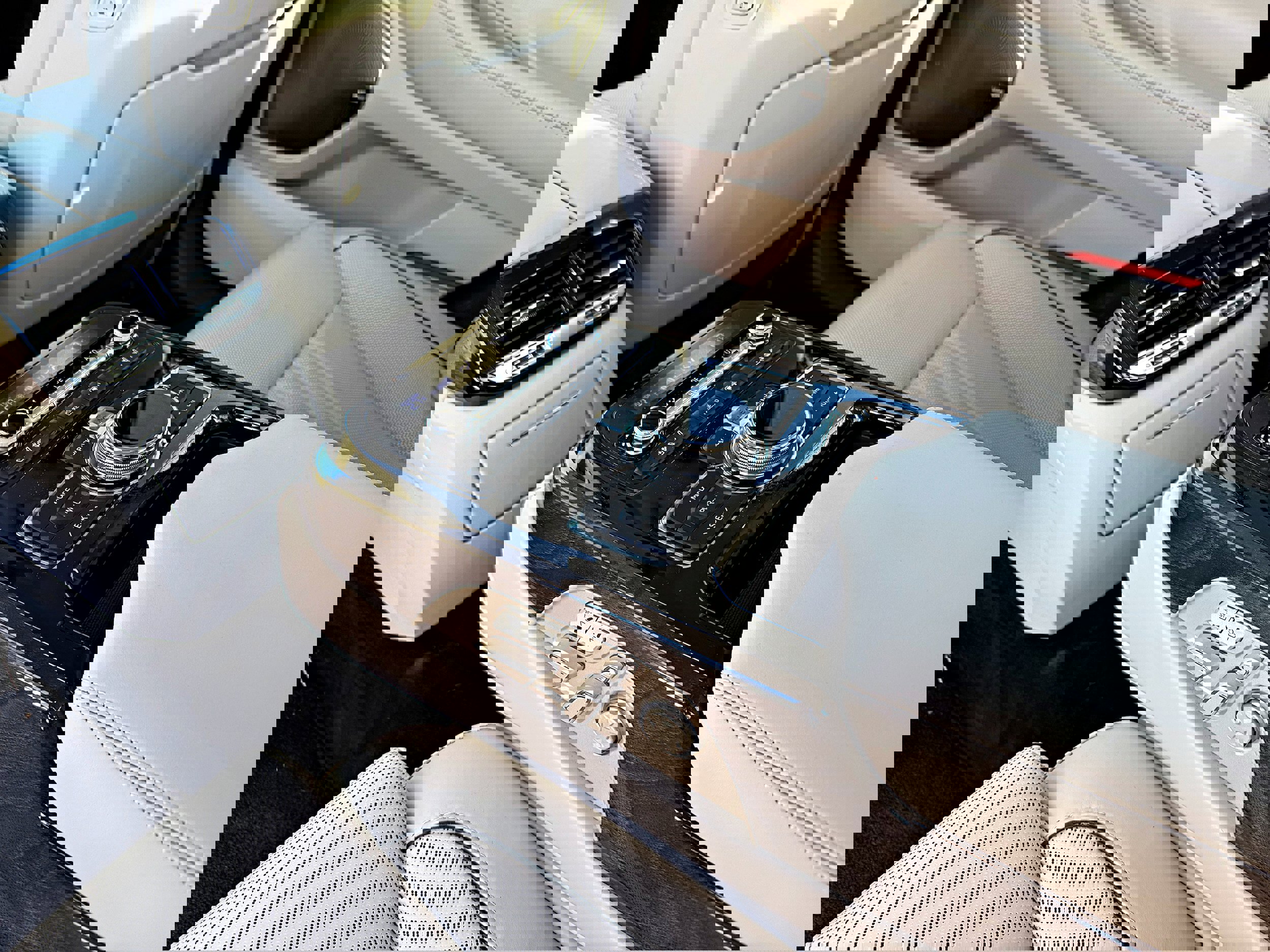 Used 2018 Genesis G90 5.0 Ultimate image 22