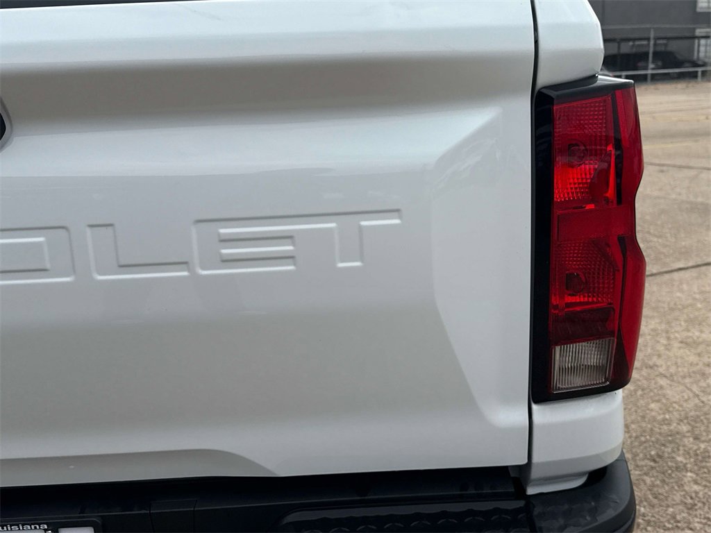 Used 2023 Chevrolet Colorado W/T image 9