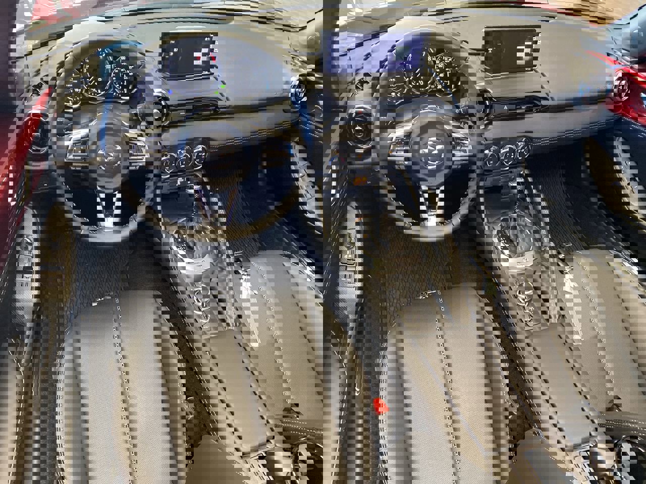 New 2025 MAZDA MX-5 Miata Grand Touring w/ Appearance Package image 4