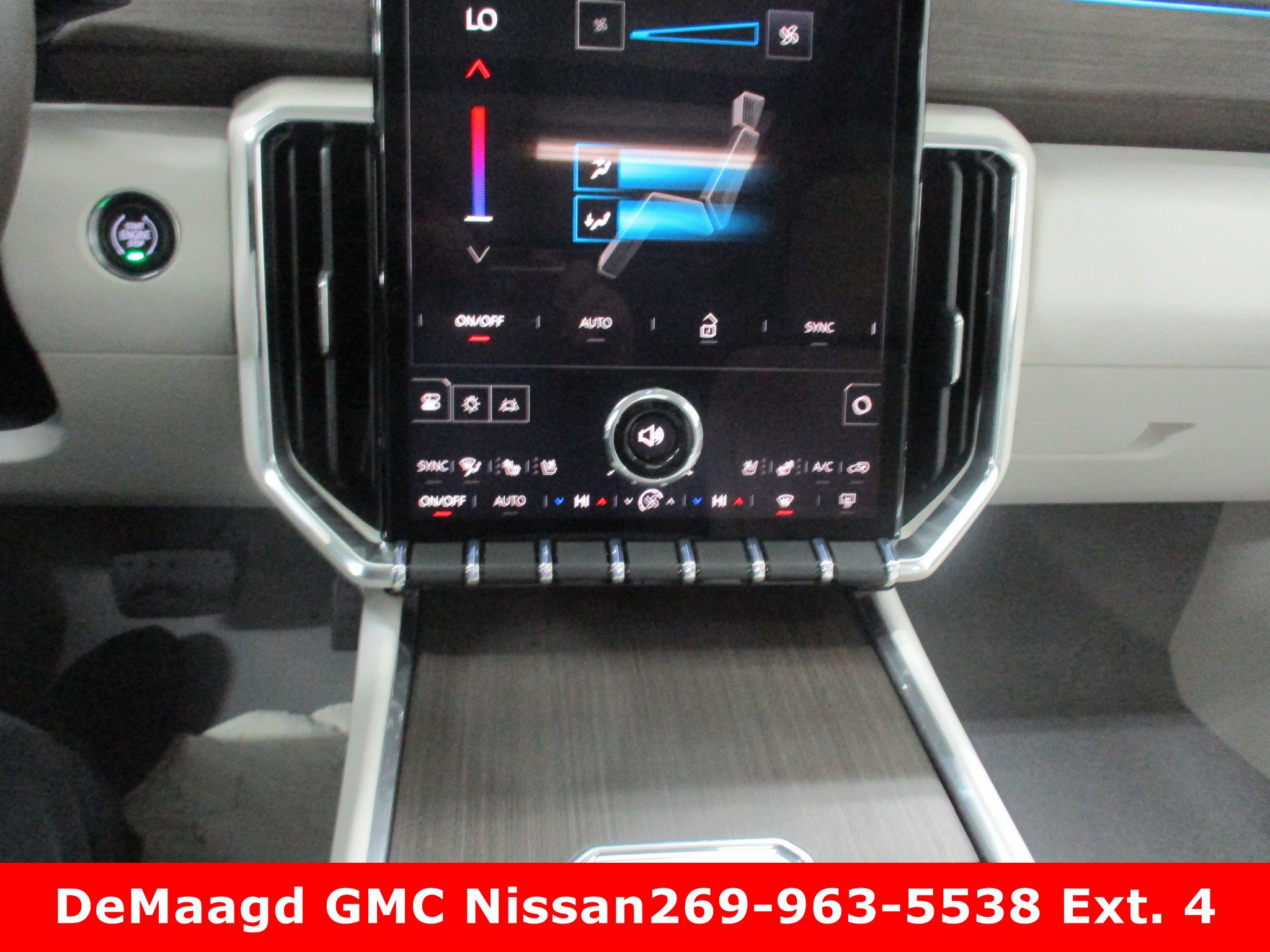 New 2026 GMC Acadia Denali w/ Super Cruise Package image 40