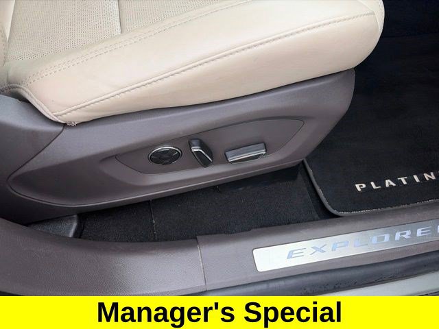 Used 2020 Ford Explorer Platinum w/ Premium Technology Package AWD/4WD image 45