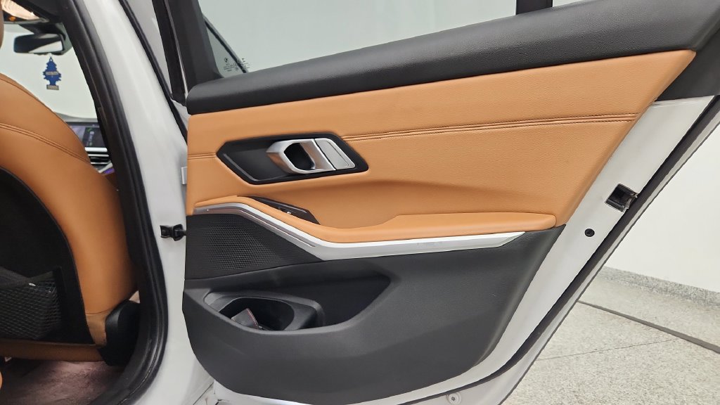 Used 2020 BMW M340i w/ Premium Package RWD image 28