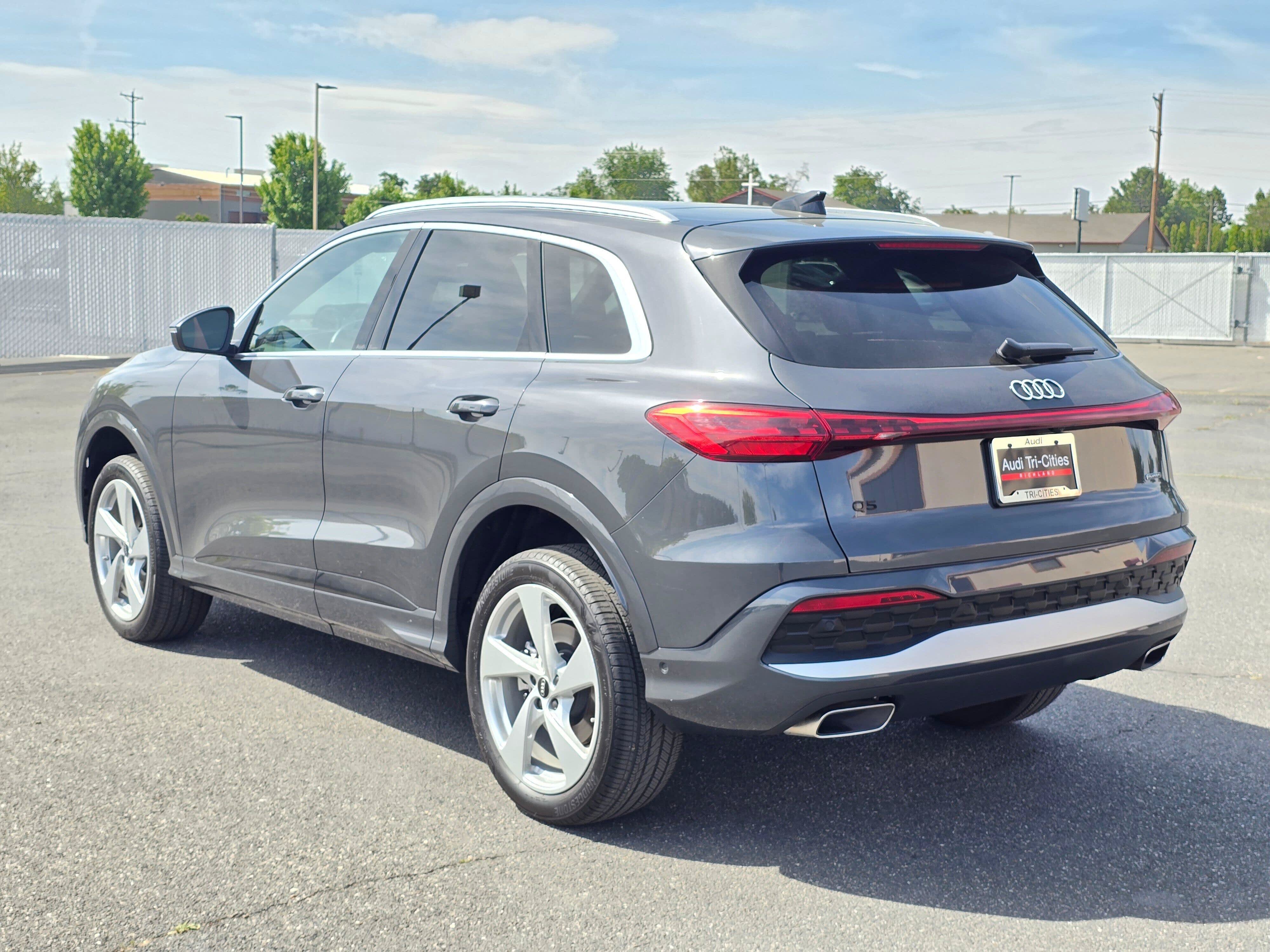 Certified 2025 Audi Q5 Premium Plus w/ Premium Plus AWD/4WD image 4