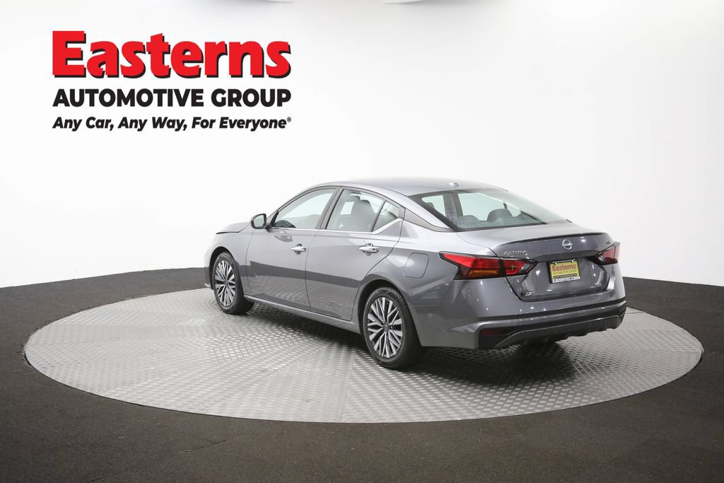 Used 2024 Nissan Altima 2.5 SV FWD image 64