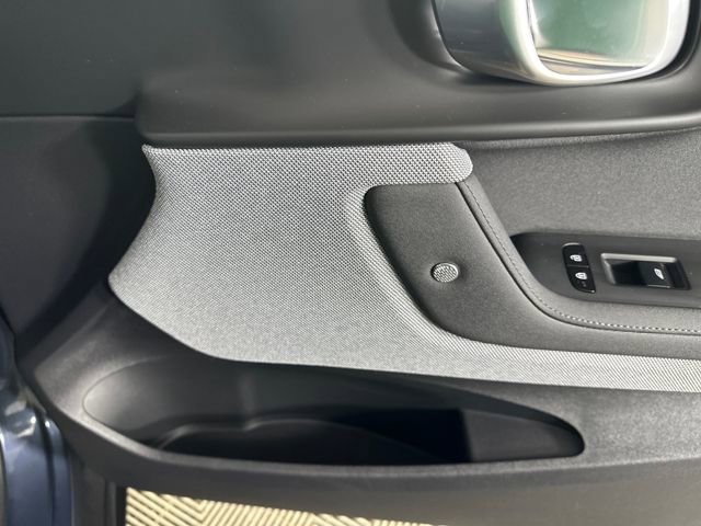 Used 2023 Polestar Polestar 2 w/ Pilot Pack image 27