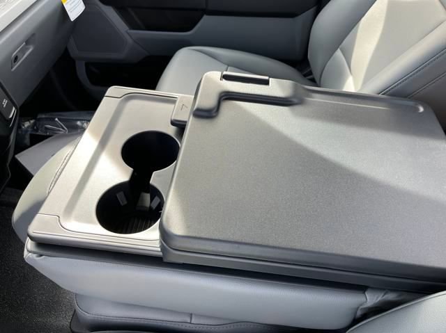New 2024 Ford F550 4x4 Regular Cab Super Duty image 34