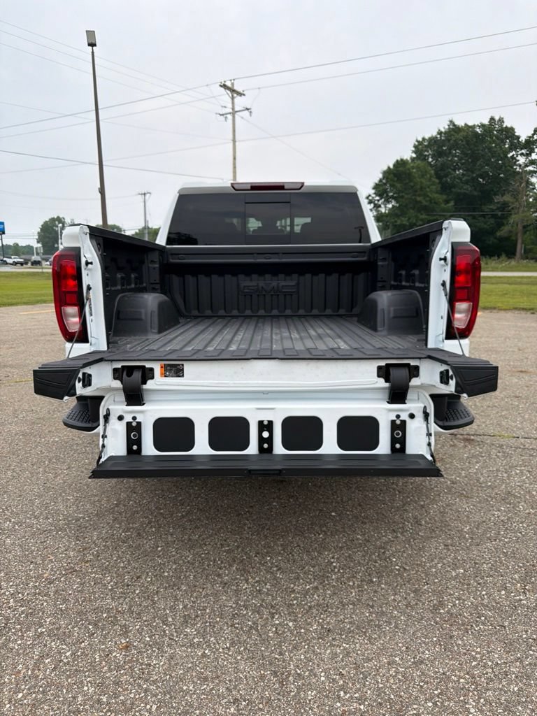 New 2026 GMC Sierra 1500 Elevation w/ Elevation Premium Package AWD/4WD image 21