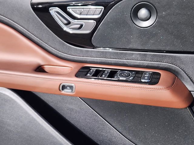 New 2026 Lincoln Aviator Reserve w/ Jet Appearance Package image 9