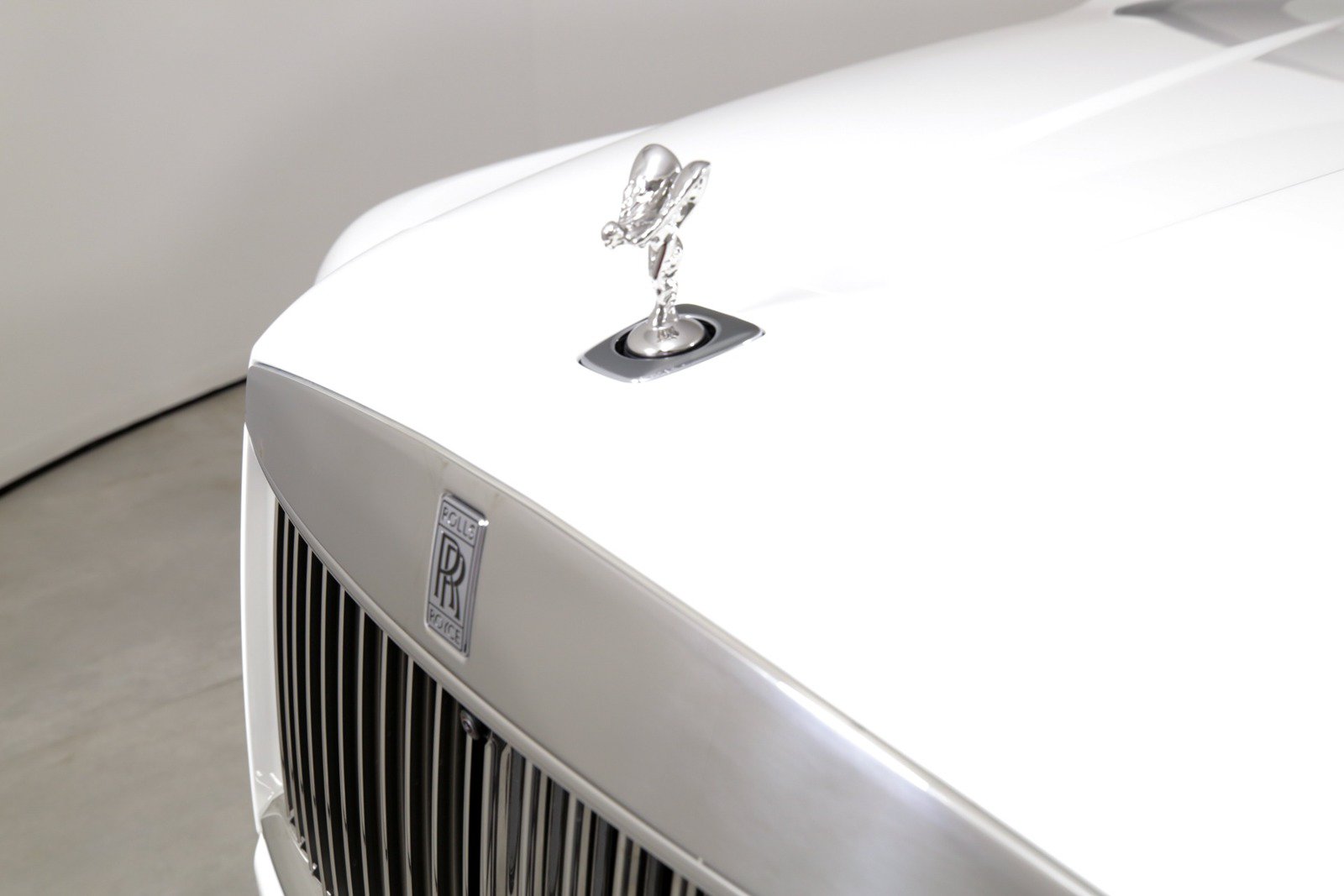 Certified 2025 Rolls-Royce Cullinan AWD/4WD image 43