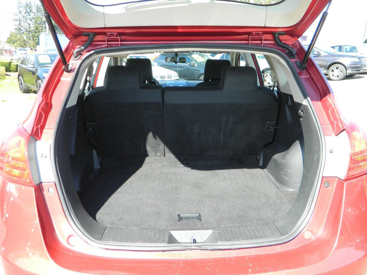 Used 2009 Nissan Rogue S image 10