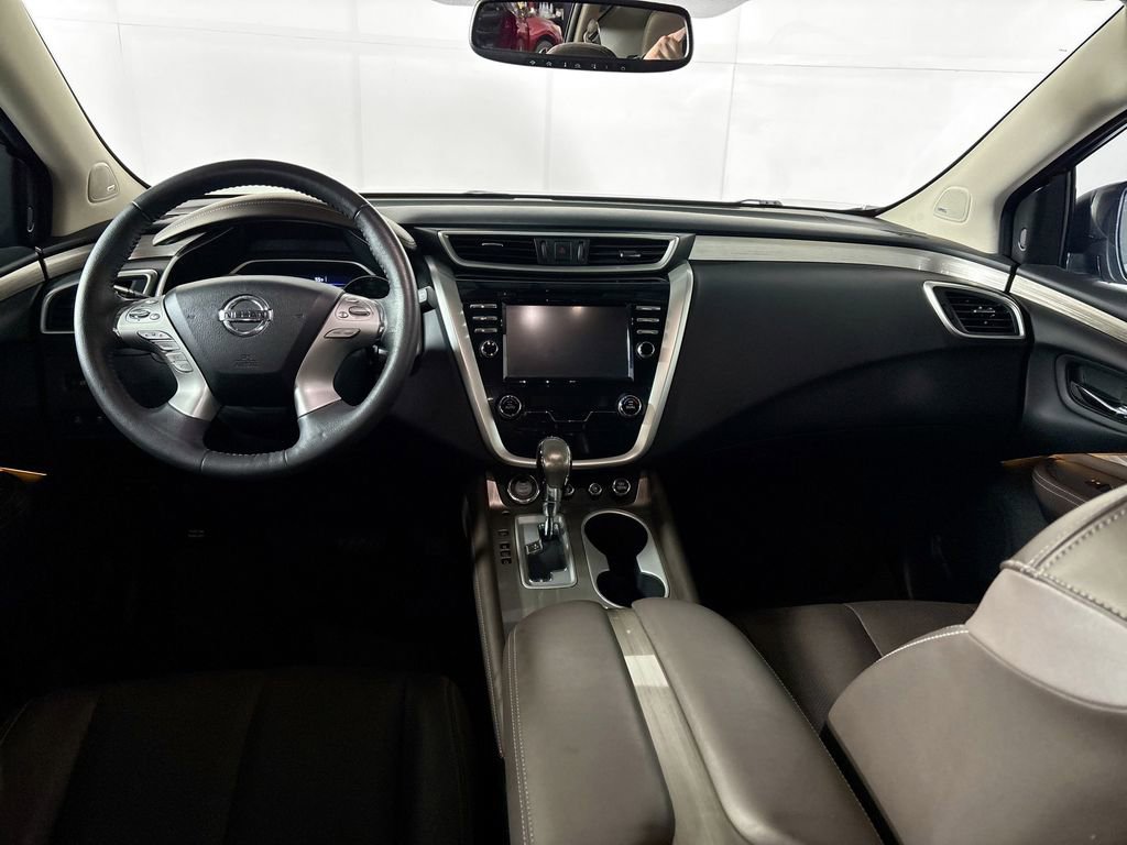 Used 2017 Nissan Murano Platinum w/ Platinum Technology Package image 12
