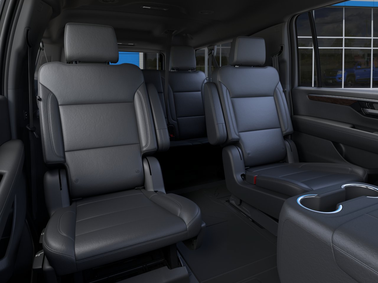New 2026 Chevrolet Suburban LT w/ Comfort Package AWD/4WD image 17