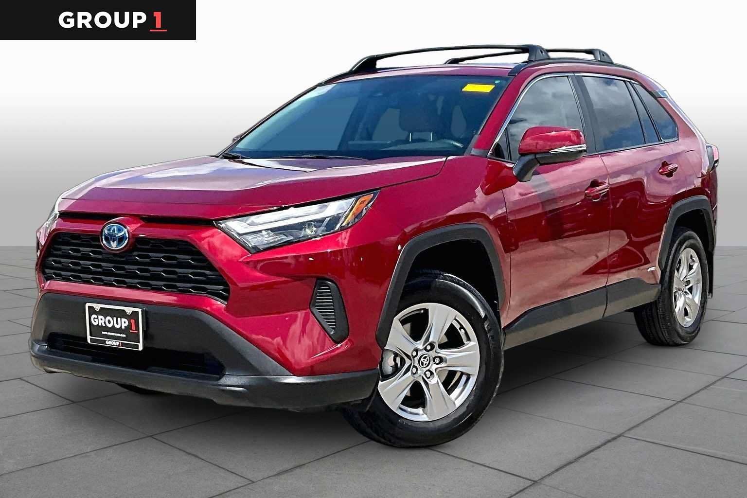 Used 2024 Toyota RAV4 XLE w/ Convenience Package