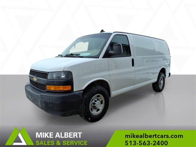 Used 2019 Chevrolet Express 2500 w/ Driver Convenience Package image 3
