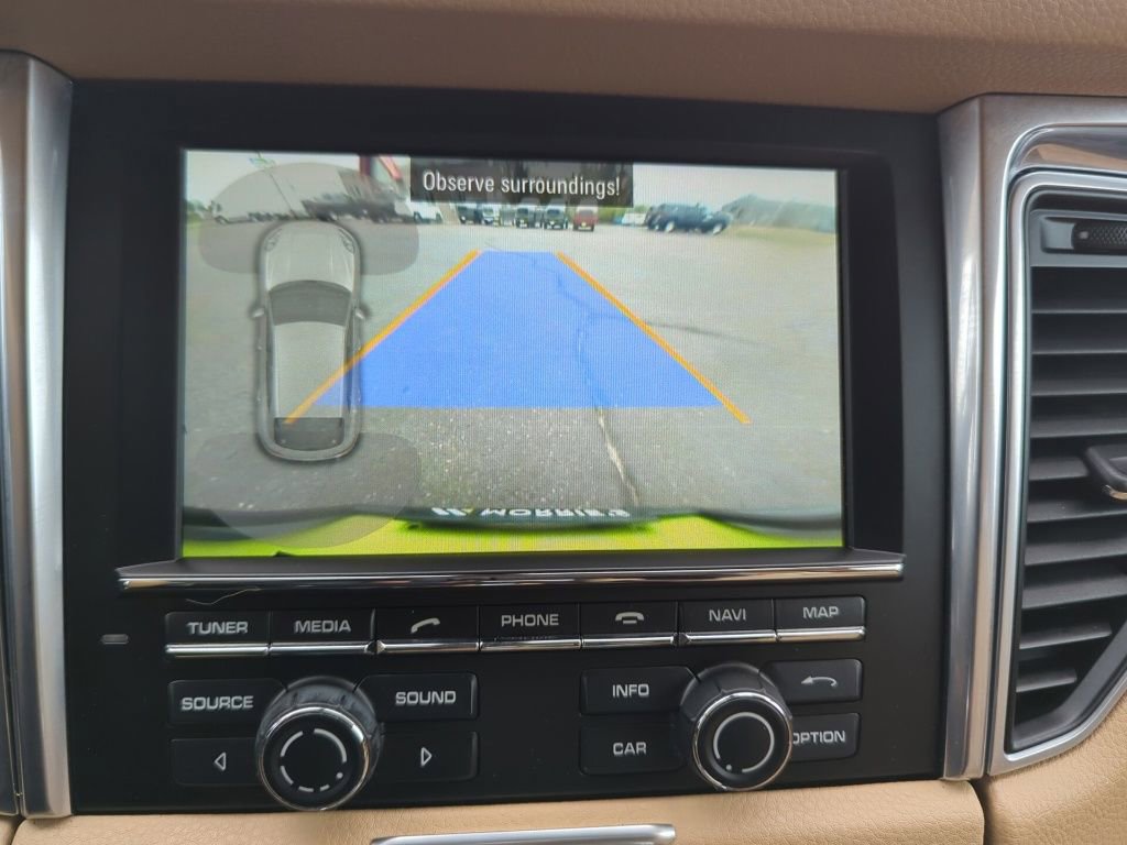 Used 2015 Porsche Macan S AWD/4WD image 12