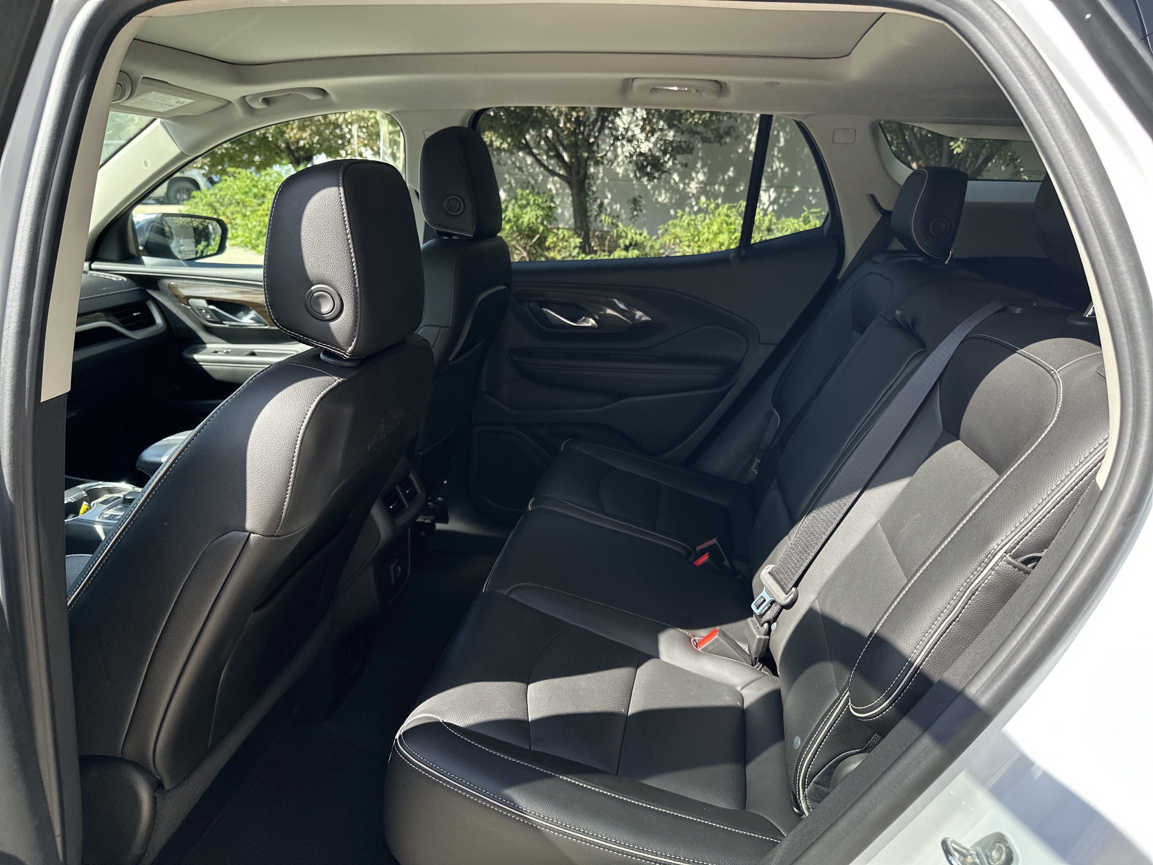 Used 2020 GMC Terrain Denali w/ LPO, Cargo Package AWD/4WD image 28