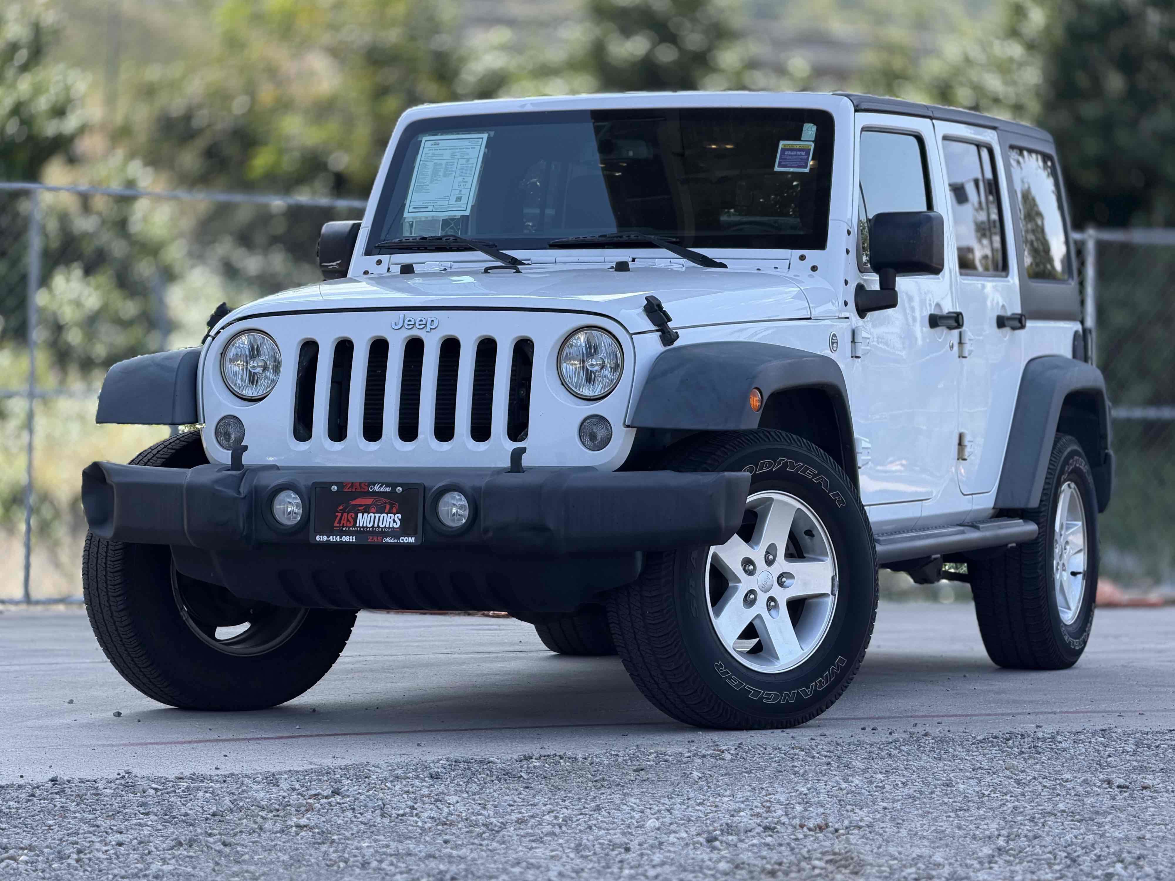Used 2015 Jeep Wrangler Unlimited Sport w/ Quick Order Package 24S AWD/4WD image 1