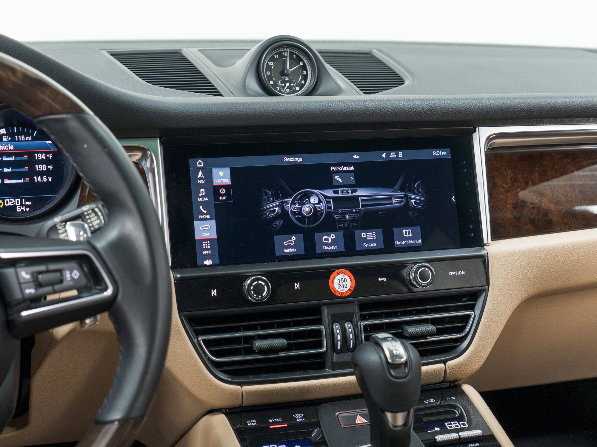 Certified 2022 Porsche Macan image 22