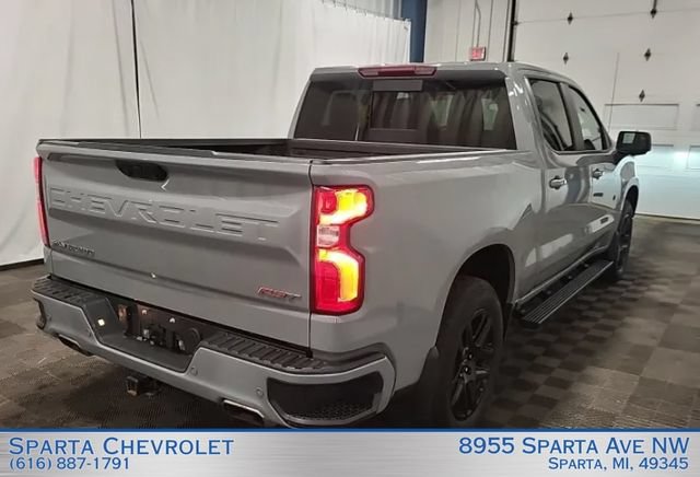 Used 2024 Chevrolet Silverado 1500 RST w/ Convenience Package II AWD/4WD image 2