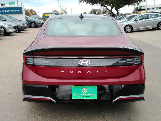 Used 2024 Hyundai Sonata SEL w/ Convenience Package image 9
