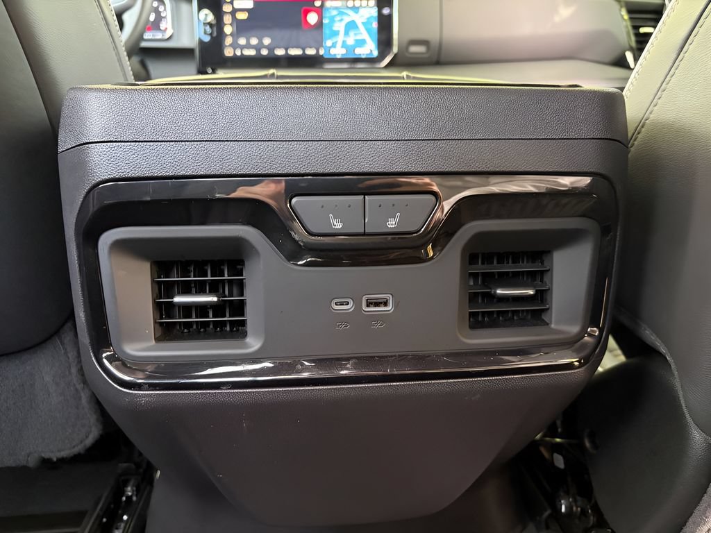 Used 2024 GMC Sierra 1500 AT4X AWD/4WD image 8