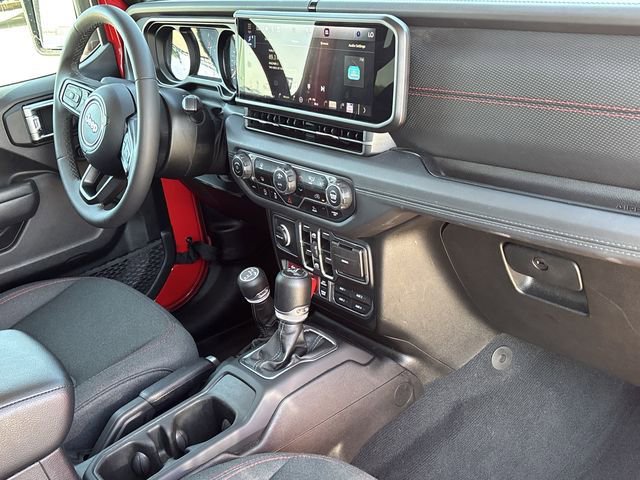 Used 2025 Jeep Wrangler Unlimited Rubicon image 31