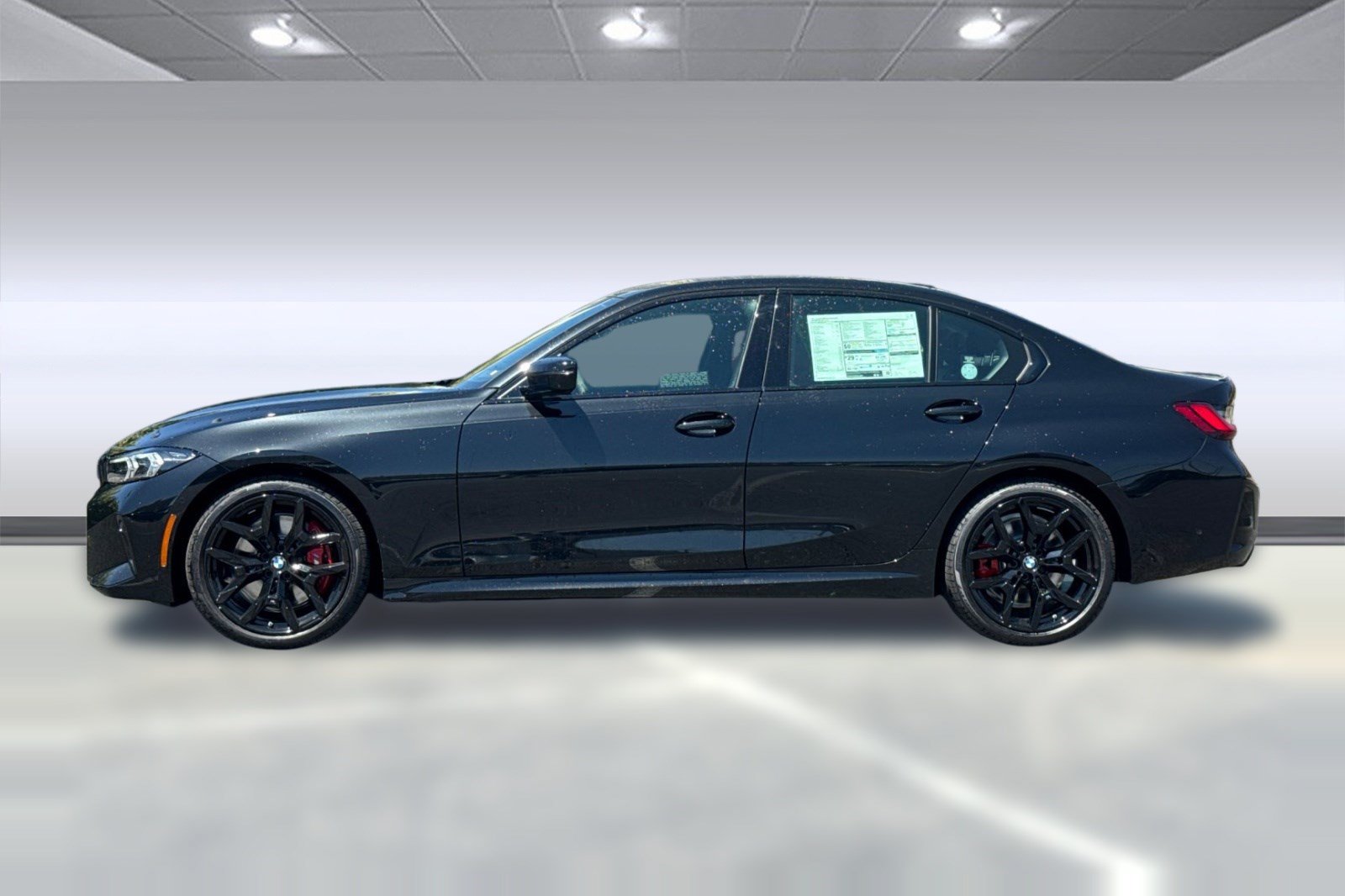 New 2026 BMW 330i xDrive Sedan w/ M Sport Package AWD/4WD image 2