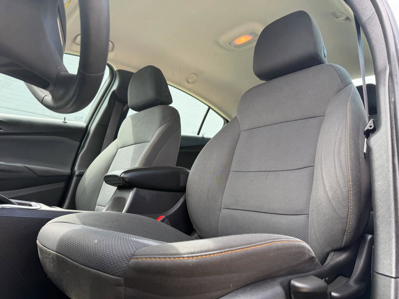Used 2017 Chevrolet Cruze LS FWD image 11