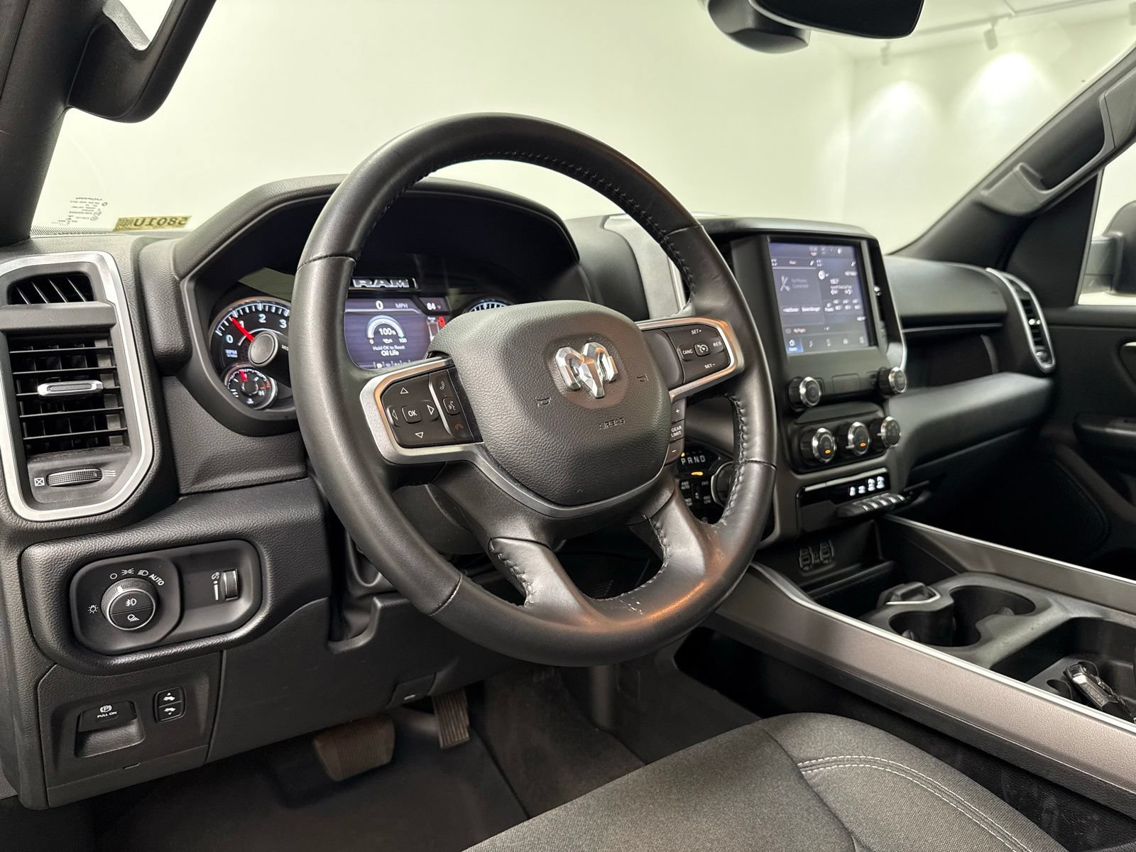 Used 2022 RAM 1500 Big Horn AWD/4WD image 17
