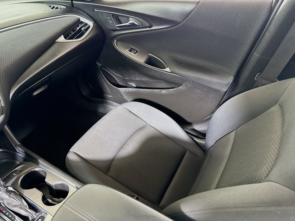 Certified 2025 Chevrolet Malibu LT FWD image 21