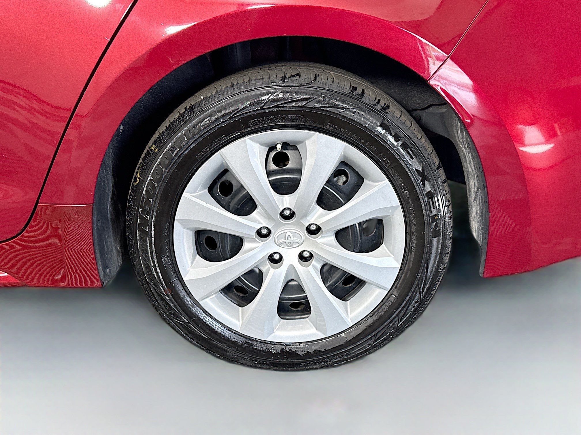 Used 2022 Toyota Corolla LE FWD image 36