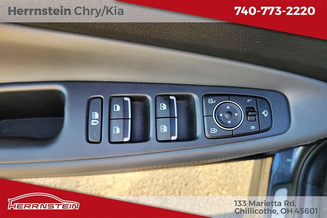 Used 2021 Hyundai Santa Fe Limited AWD/4WD image 15
