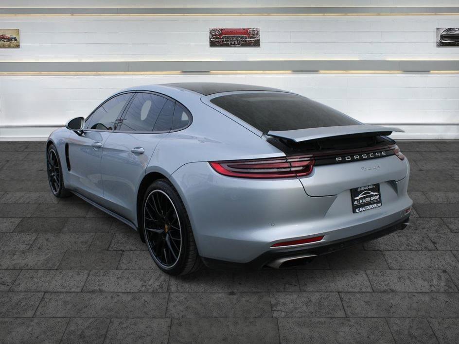 Used 2018 Porsche Panamera 4 AWD/4WD image 5