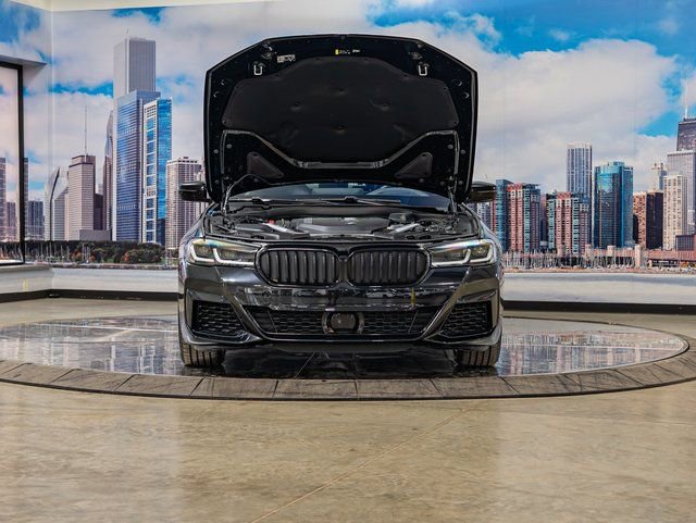Certified 2023 BMW 540i xDrive w/ M Sport Package image 4