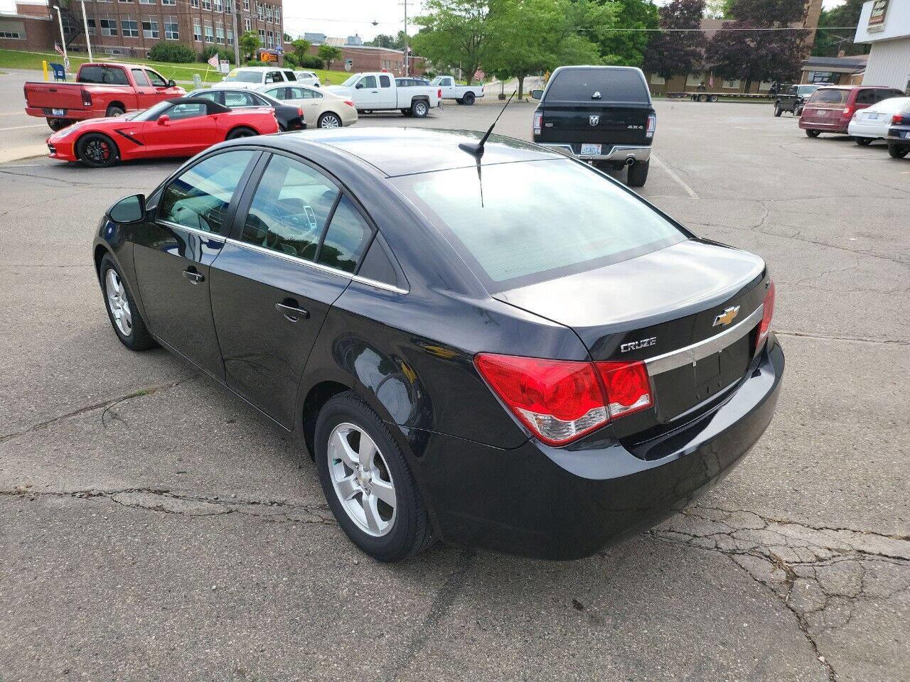 Used 2014 Chevrolet Cruze LT image 6