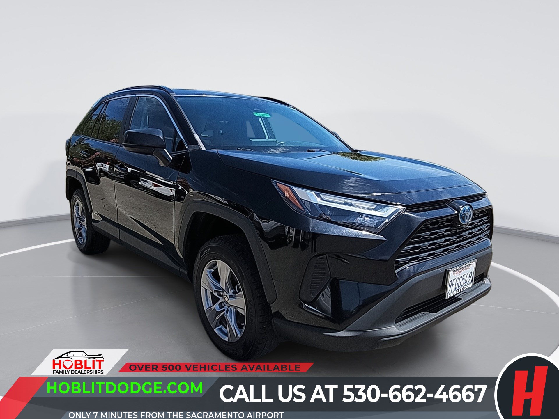 Used 2023 Toyota RAV4 LE AWD/4WD image 1