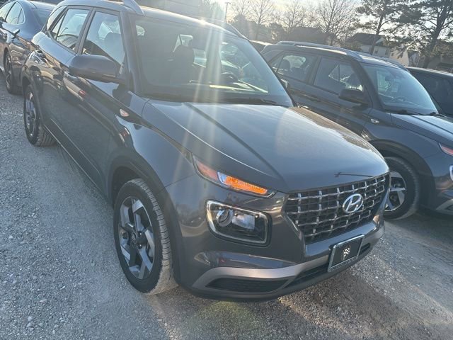 Used 2024 Hyundai Venue SEL