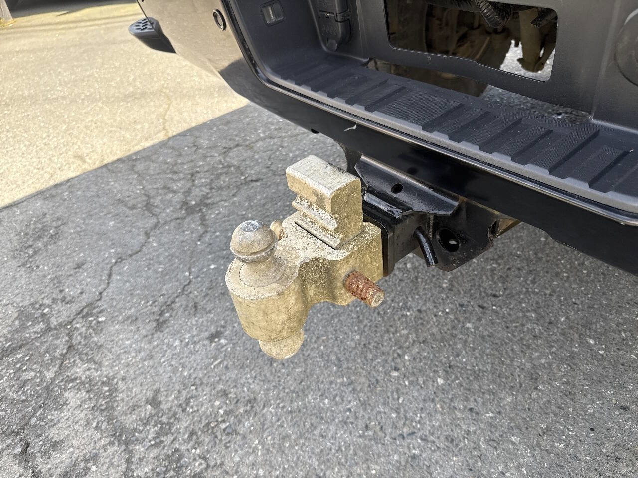 Used 2015 GMC Sierra 3500 Denali image 9