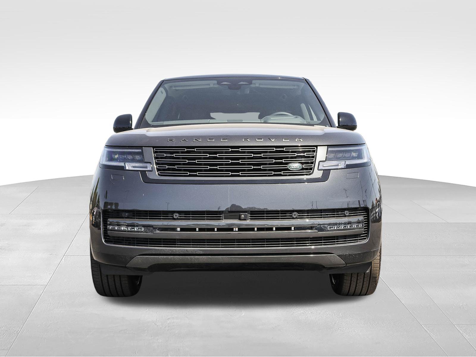 New 2026 Land Rover Range Rover Long Wheelbase SE AWD/4WD image 2