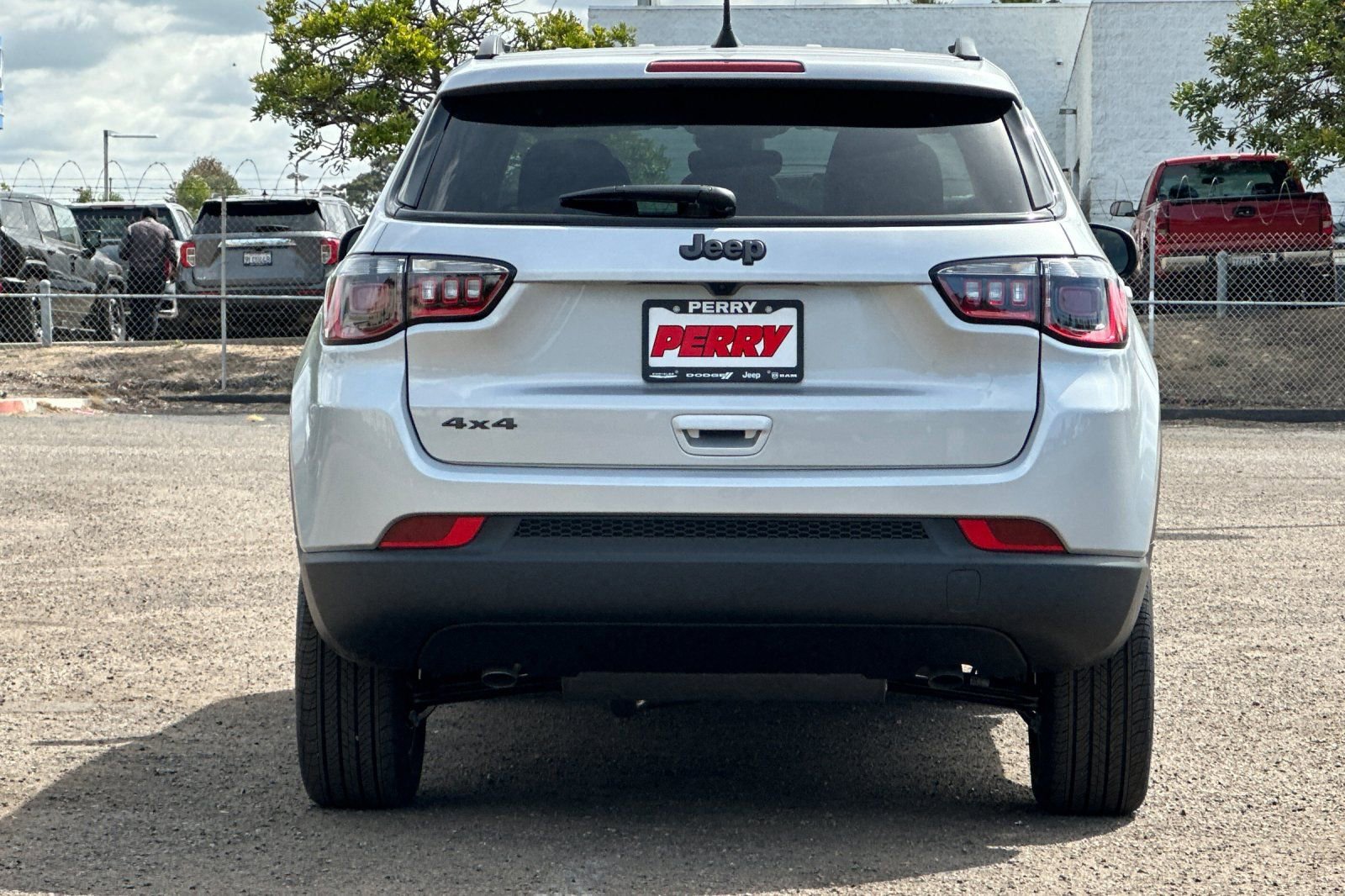 New 2026 Jeep Compass Latitude AWD/4WD image 5