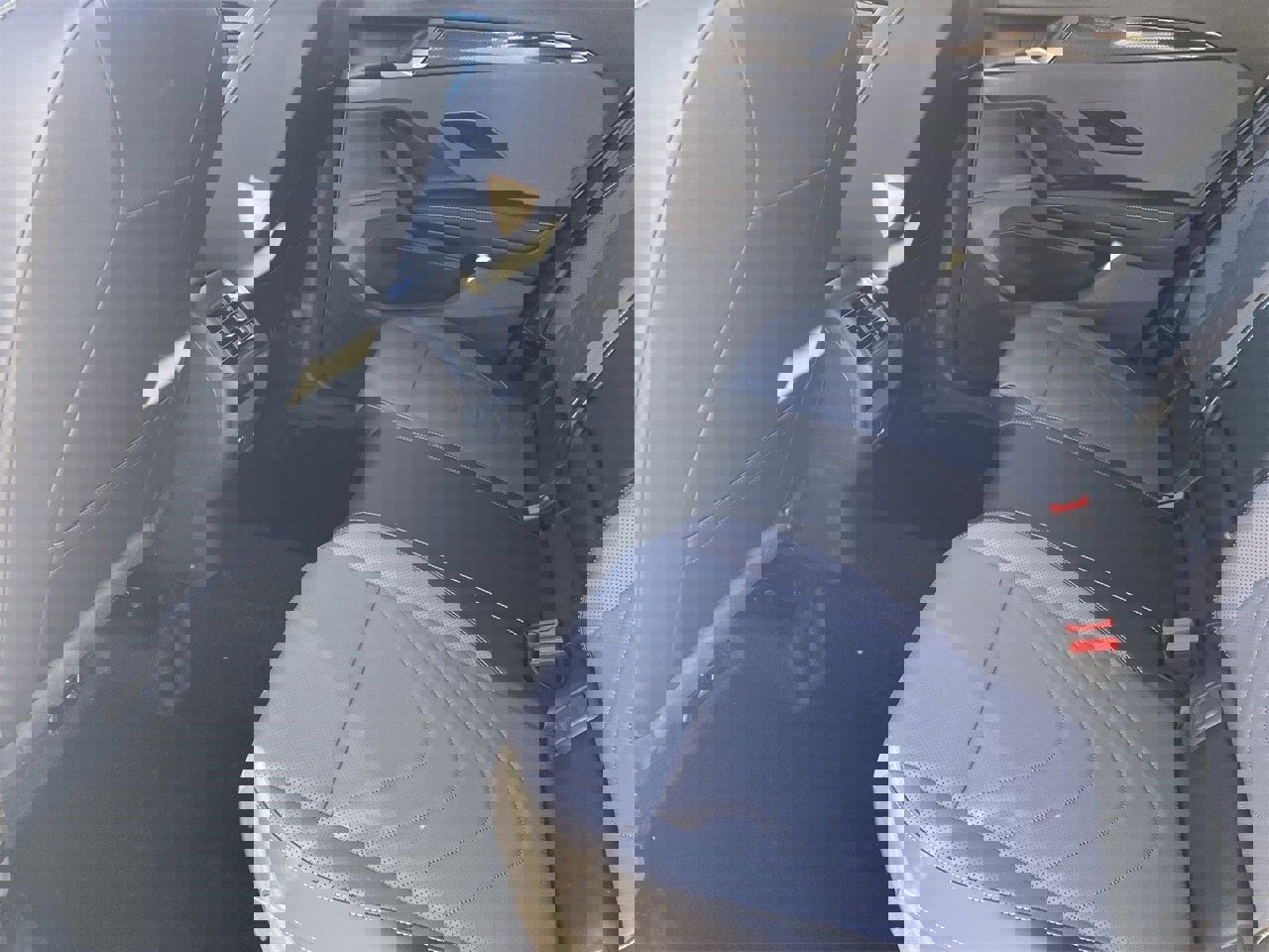 New 2026 Volkswagen Tiguan SE R-Line image 13