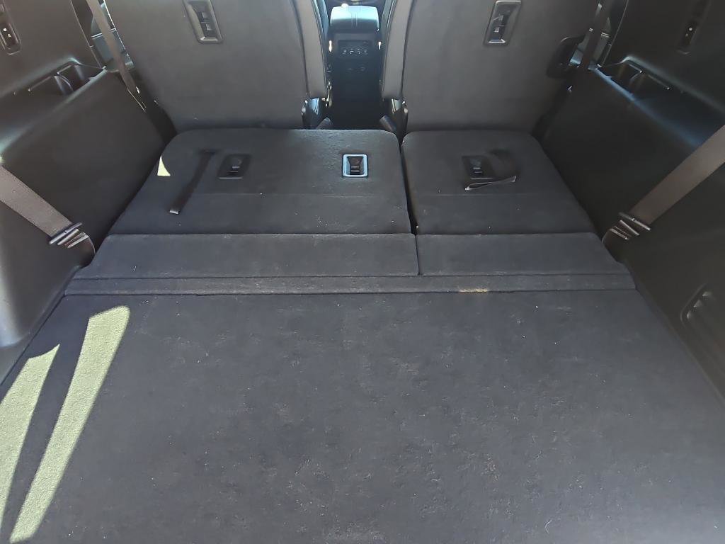 Used 2023 Chevrolet Traverse Premier image 13