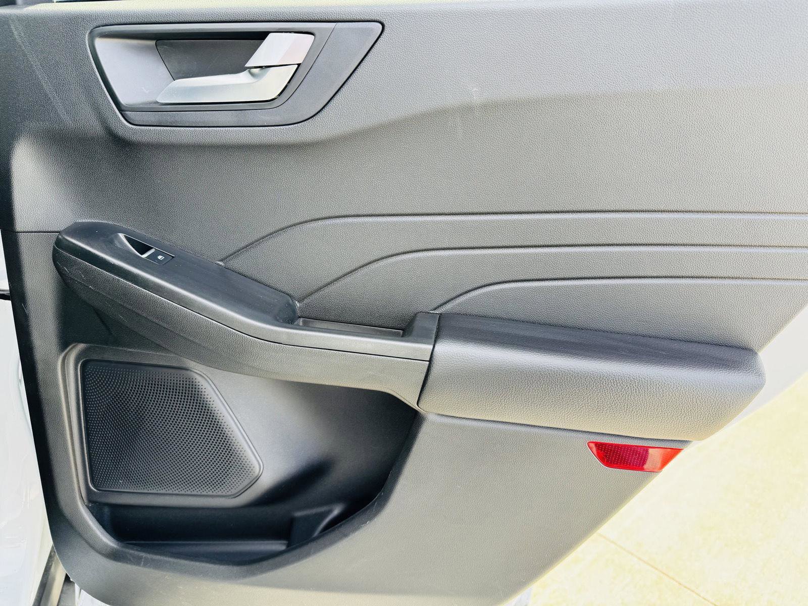 Used 2023 Ford Escape ST-Line w/ Tech Pack #1 image 31