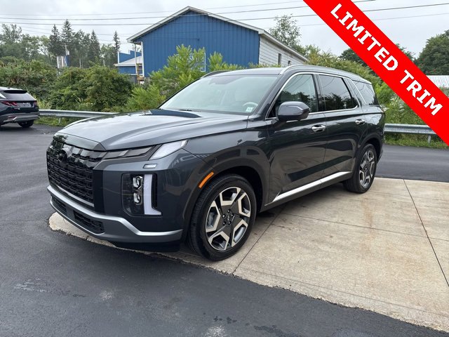 Used 2024 Hyundai Palisade Limited image 5