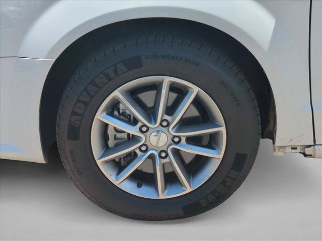 Used 2014 Dodge Grand Caravan SXT FWD image 23