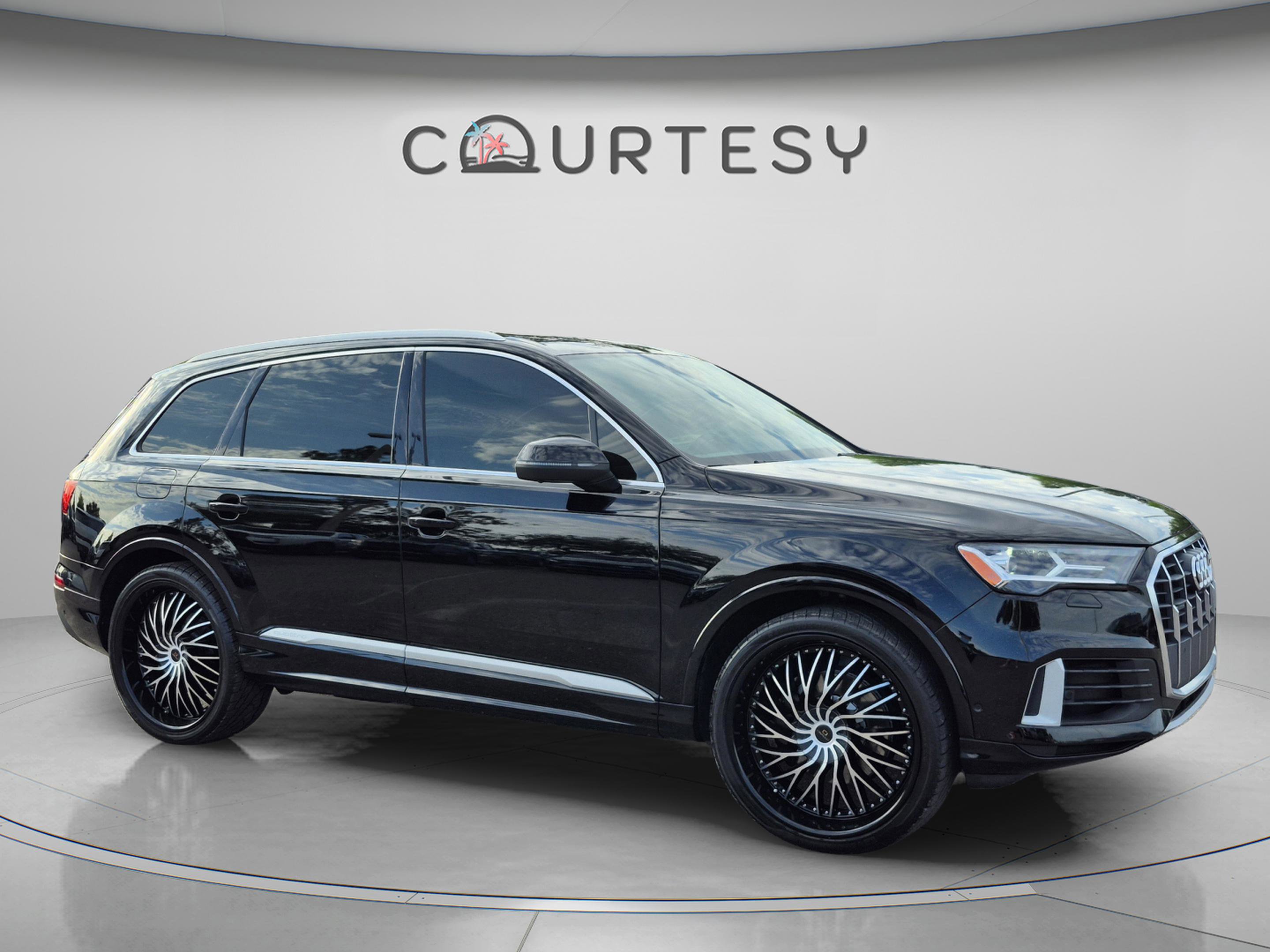 Used 2020 Audi Q7 3.0T Premium Plus AWD/4WD image 7